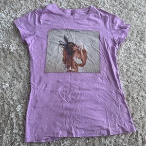 Ariana Grande Tshirt